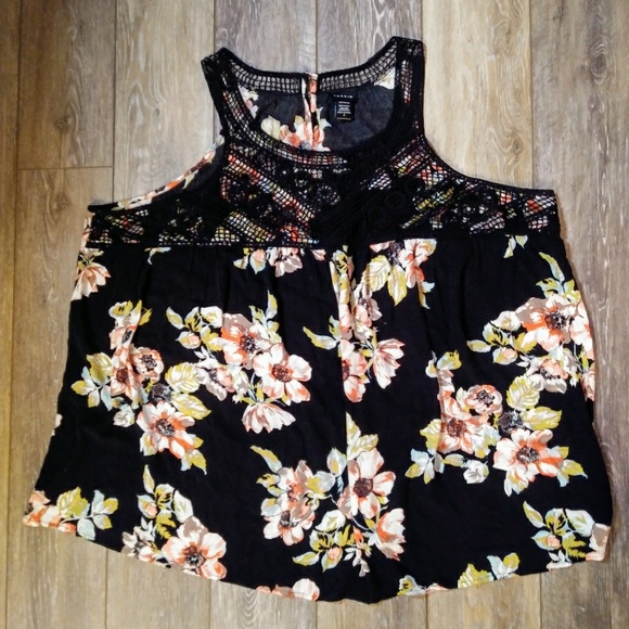 torrid Tops - Torrid floral sleeveless